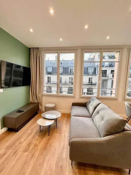 Daire Very Bright Newly Renovated Apt With Ac Paris
