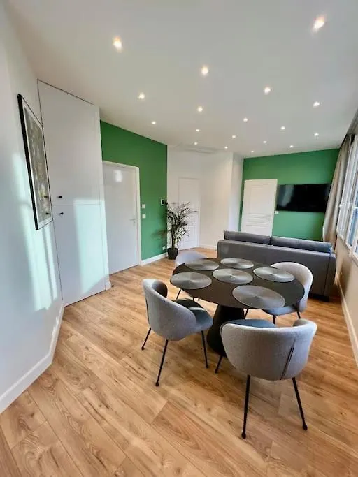 Very Bright Newly Renovated Apt With Ac Paris 0*,  Fransa